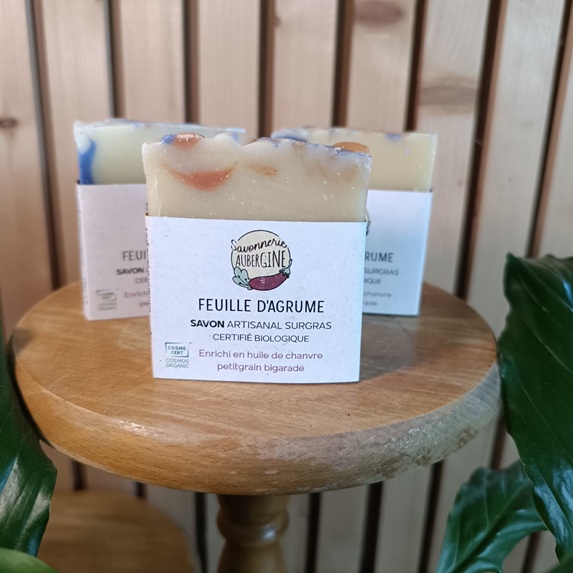 Savon feuille d'agrume - Savonnerie aubergine - Fabriqué en Bretagne