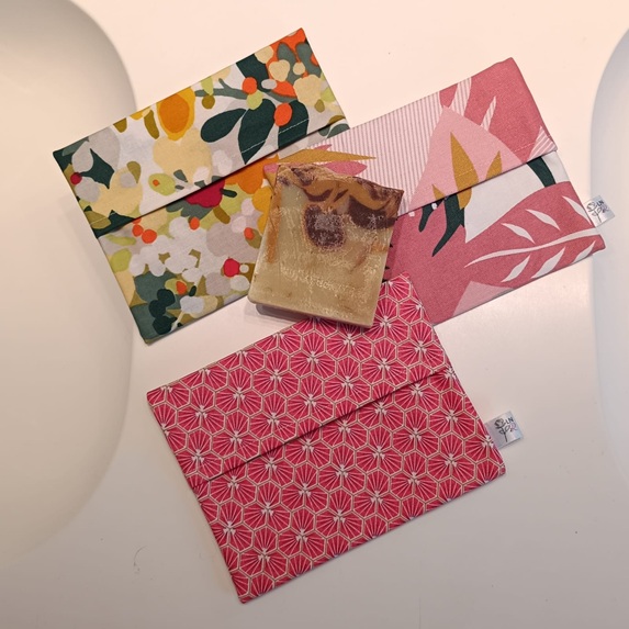 Pochette à savon imperméables - Les nuances de Rose - fabriqué en Bretagne à Lanvallay
